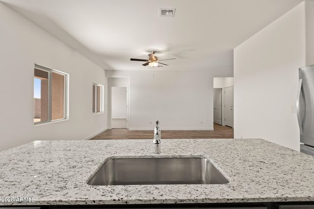 624 W Partridge Drive, Casa Grande, AZ 85122