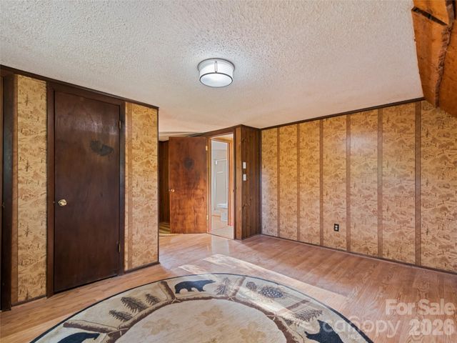 33 Wenlock Way, Waynesville, NC 28785