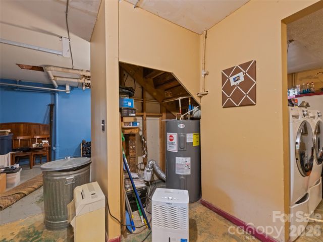 33 Wenlock Way, Waynesville, NC 28785