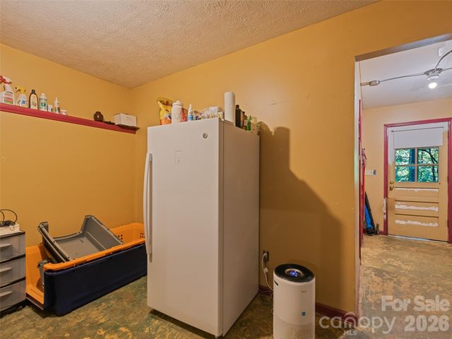 33 Wenlock Way, Waynesville, NC 28785