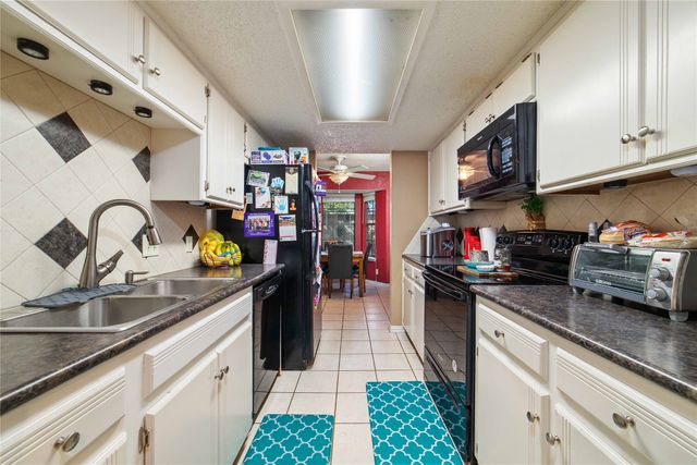 1601 14th Street D, Brownwood, TX 76801