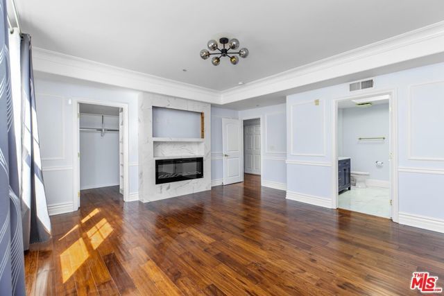 12026 Hoffman Street 302, Studio City (los Angeles), CA 91604