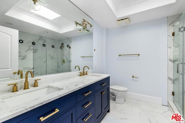 12026 Hoffman Street 302, Studio City (los Angeles), CA 91604