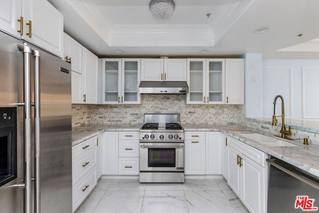 12026 Hoffman Street 302, Studio City (los Angeles), CA 91604