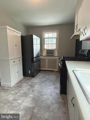 34 N SYLVANIA AVE, Jenkintown, PA 19046