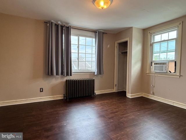 34 N SYLVANIA AVE, Jenkintown, PA 19046