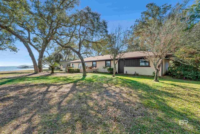 9462 Bay View Drive, Lillian, AL 36549