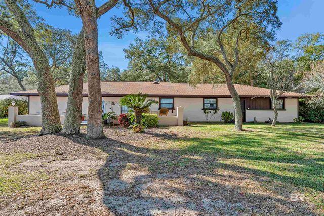 9462 Bay View Drive, Lillian, AL 36549