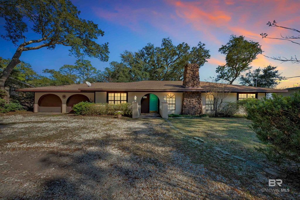 9462 Bay View Drive, Lillian, AL 36549