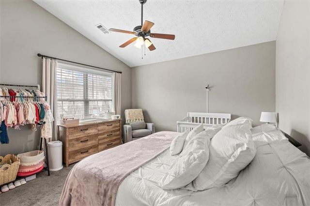 1061 Daventry Crossing, Woodstock, GA 30188