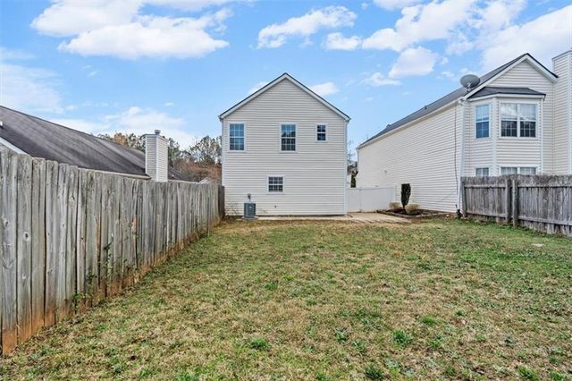 1061 Daventry Crossing, Woodstock, GA 30188