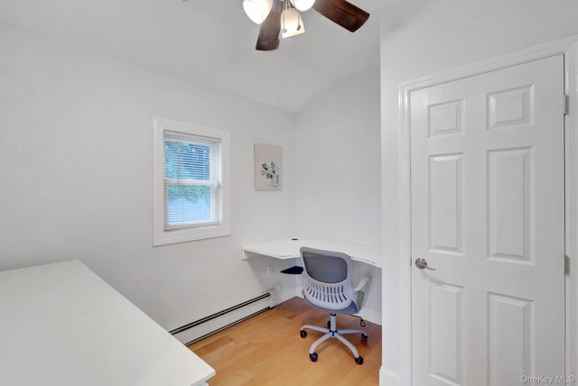 629 East Drive, Lindenhurst, NY 11757