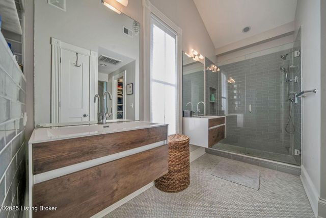 3321 Richard Ave, Louisville, KY 40206