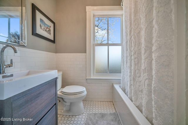 3321 Richard Ave, Louisville, KY 40206