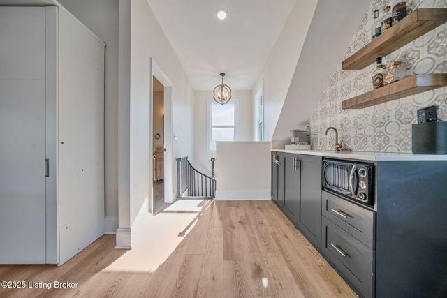 3321 Richard Ave, Louisville, KY 40206