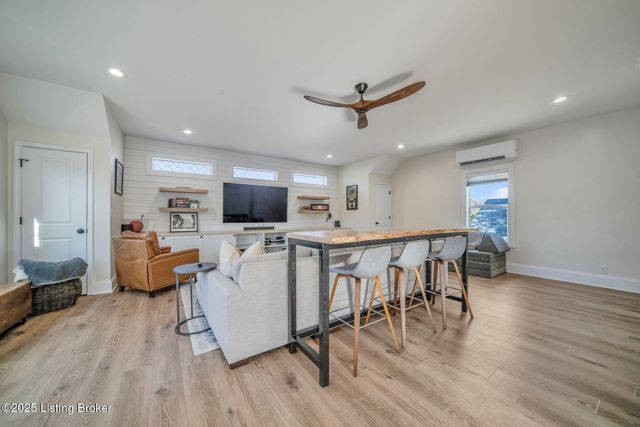 3321 Richard Ave, Louisville, KY 40206