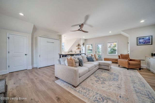 3321 Richard Ave, Louisville, KY 40206