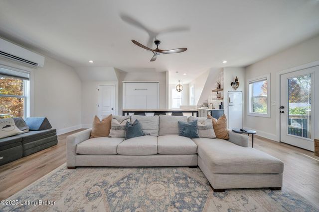 3321 Richard Ave, Louisville, KY 40206