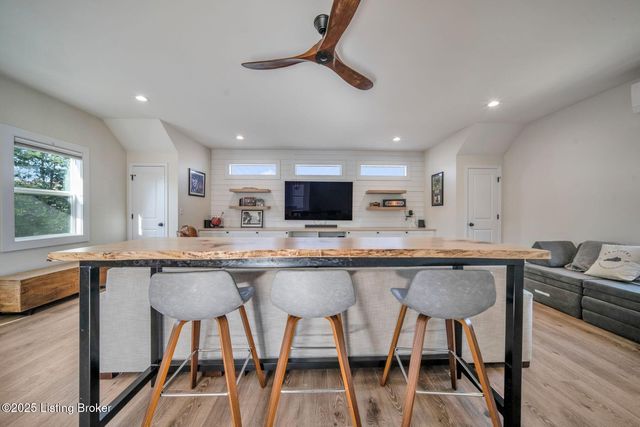 3321 Richard Ave, Louisville, KY 40206