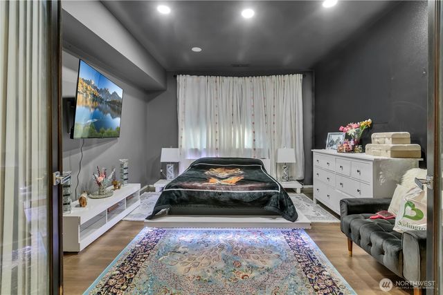 5812 S 326th Court, Auburn, WA 98001