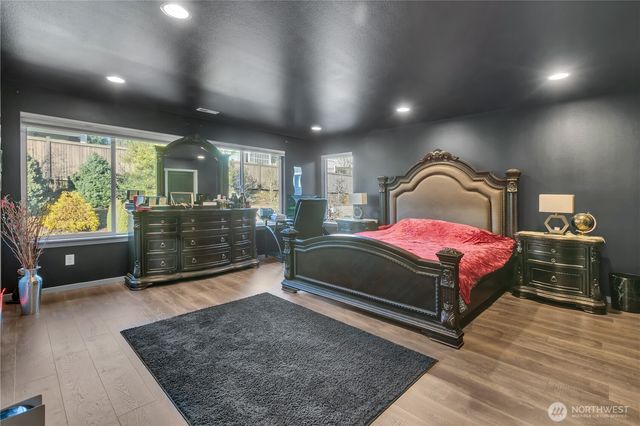 5812 S 326th Court, Auburn, WA 98001