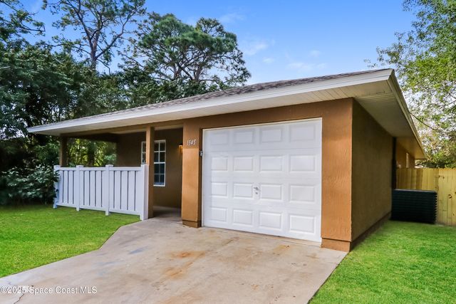 1545 20th Court SW, Vero Beach, FL 32962