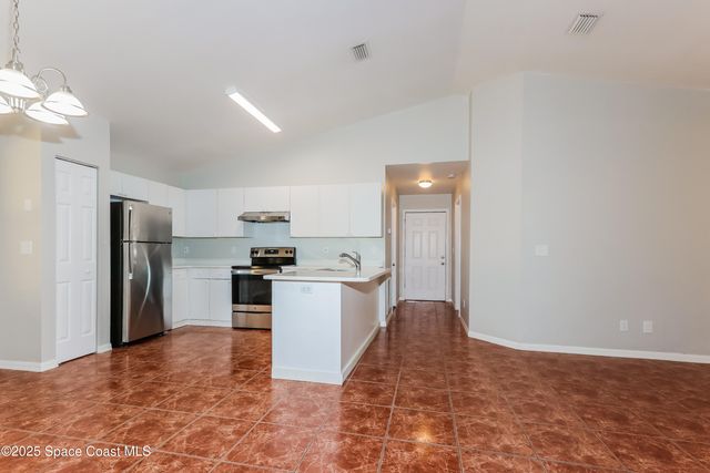 1545 20th Court SW, Vero Beach, FL 32962