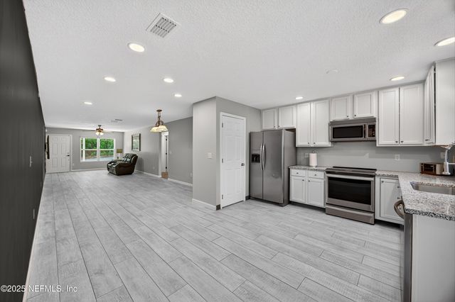 1524 CENTER Street, Green Cove Springs, FL 32043