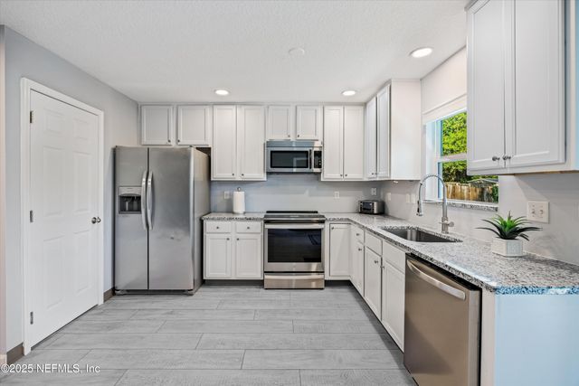 1524 CENTER Street, Green Cove Springs, FL 32043