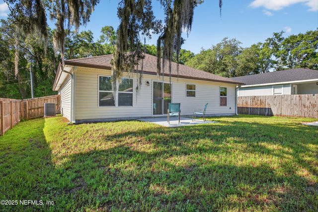 1524 CENTER Street, Green Cove Springs, FL 32043