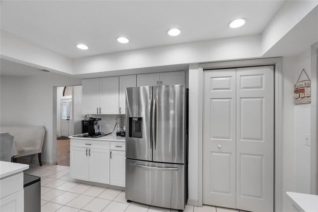 1619 PALACE COURT, Valrico, FL 33594