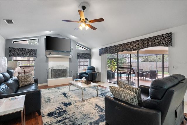 1619 PALACE COURT, Valrico, FL 33594