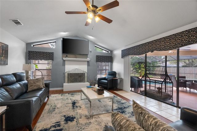 1619 PALACE COURT, Valrico, FL 33594