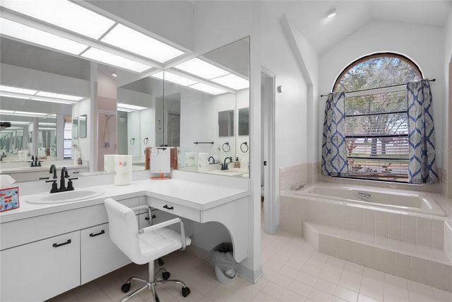 1619 PALACE COURT, Valrico, FL 33594