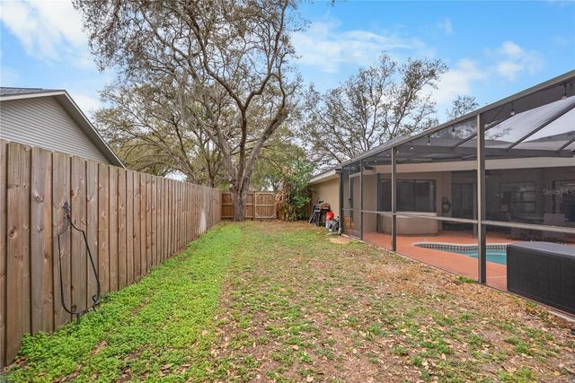 1619 PALACE COURT, Valrico, FL 33594