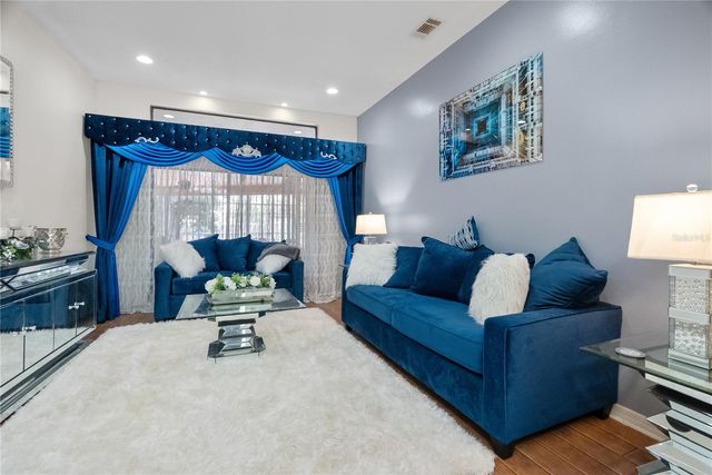 1619 PALACE COURT, Valrico, FL 33594