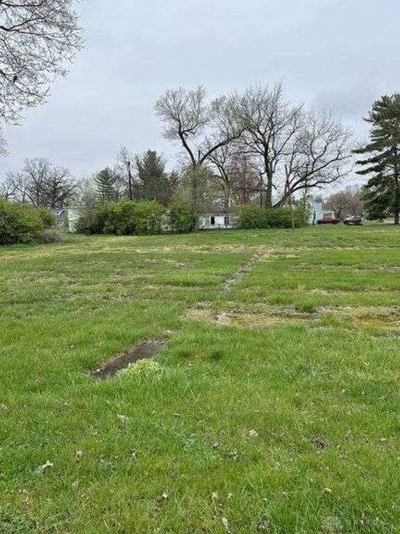 -- Prince Albert Boulevard, Dayton, OH 45405