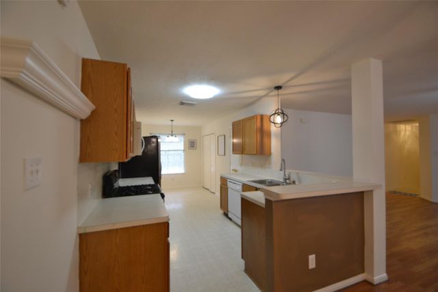 5126 Riverwood Drive, Richmond, TX 77469