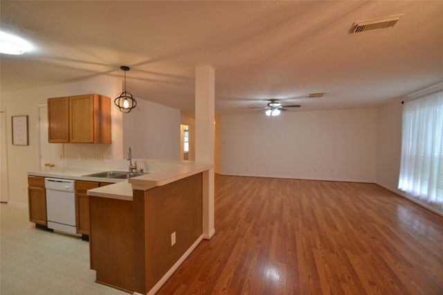 5126 Riverwood Drive, Richmond, TX 77469