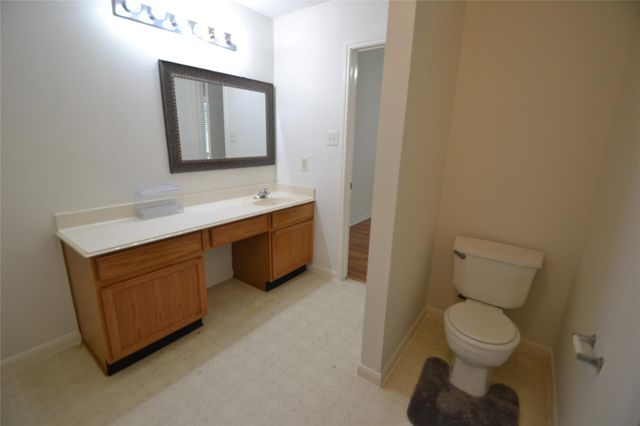 5126 Riverwood Drive, Richmond, TX 77469