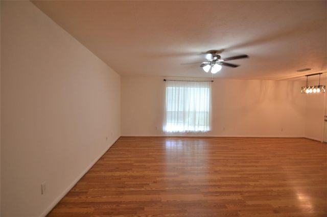 5126 Riverwood Drive, Richmond, TX 77469