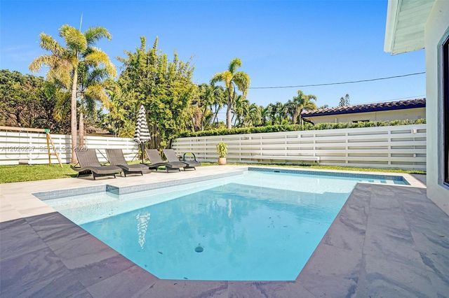 1355 Madison St, Hollywood, FL 33019