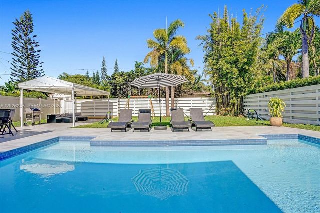1355 Madison St, Hollywood, FL 33019