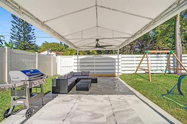1355 Madison St, Hollywood, FL 33019