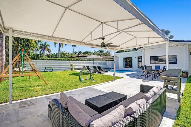 1355 Madison St, Hollywood, FL 33019