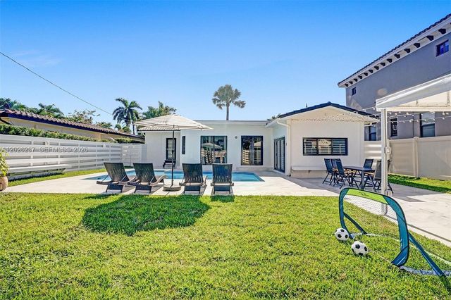 1355 Madison St, Hollywood, FL 33019