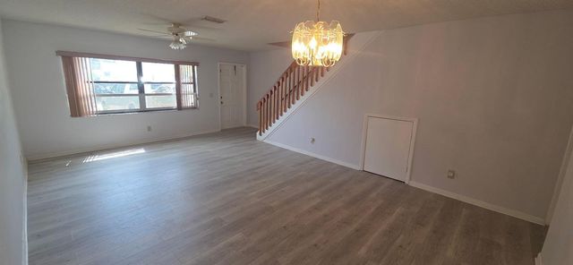 621 NW 105th Way, Pembroke Pines, FL 33026