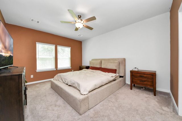 11779 Oakwood Ranch Drive, Willis, TX 77378
