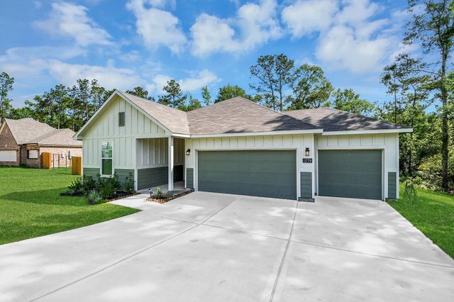 11779 Oakwood Ranch Drive, Willis, TX 77378