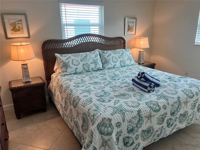 6154 MIDNIGHT PASS ROAD B07, Sarasota, FL 34242